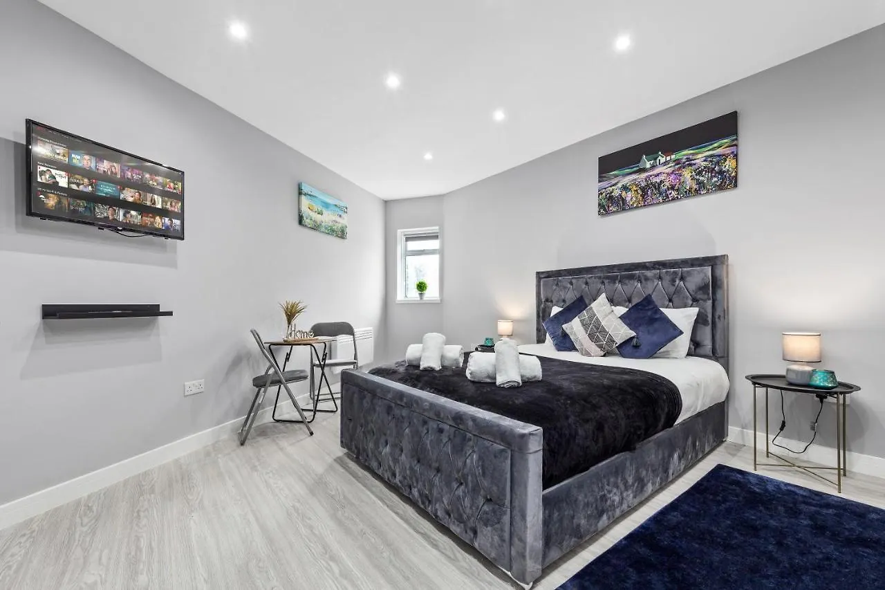 Heathrow Stays - Feltham Tw13 United Kingdom
